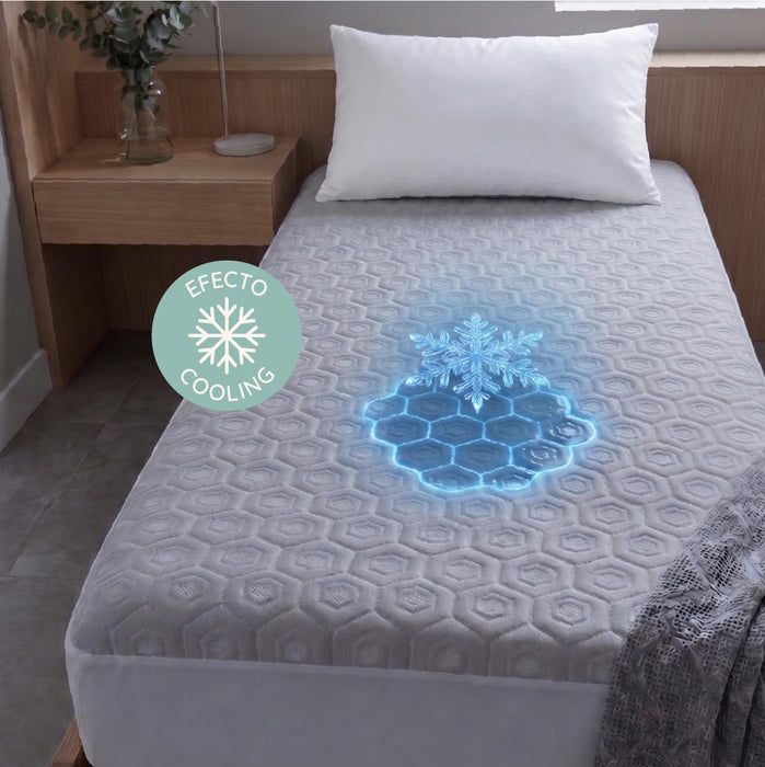 Cubre Colchon 1,5 Plazas Impermeable CasaTua Efecto Cooling - foto principal del producto